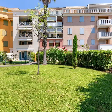 Terre Du Soleil-1 By Interhome