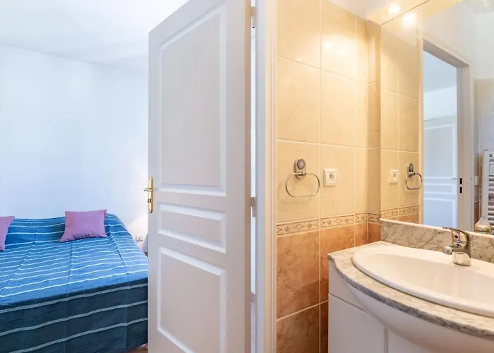 Terre Du Soleil-1 By Interhome *